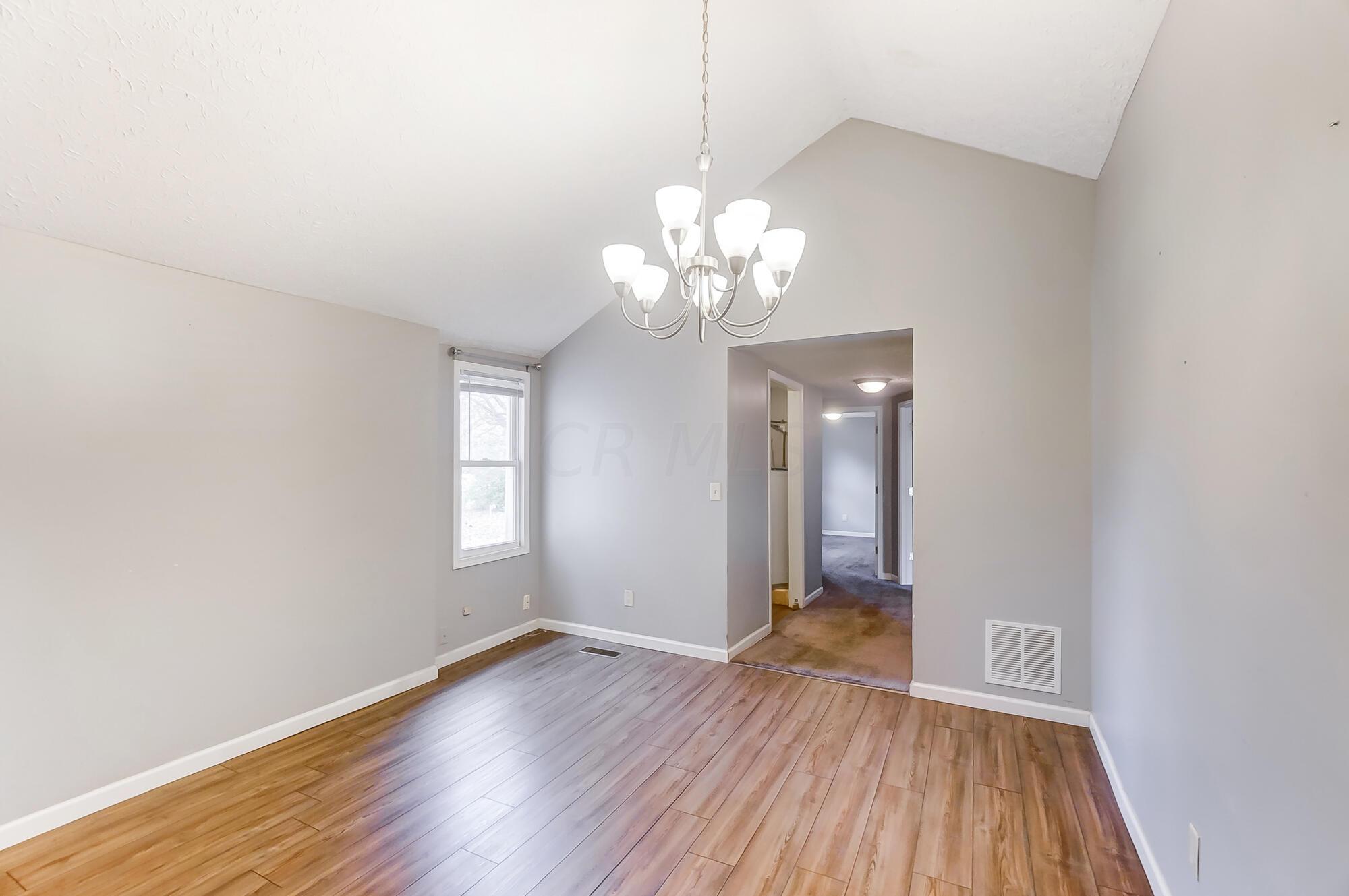 2194 Smeltzer Road Marion, OH 43302 - Photo 14 of 42 014