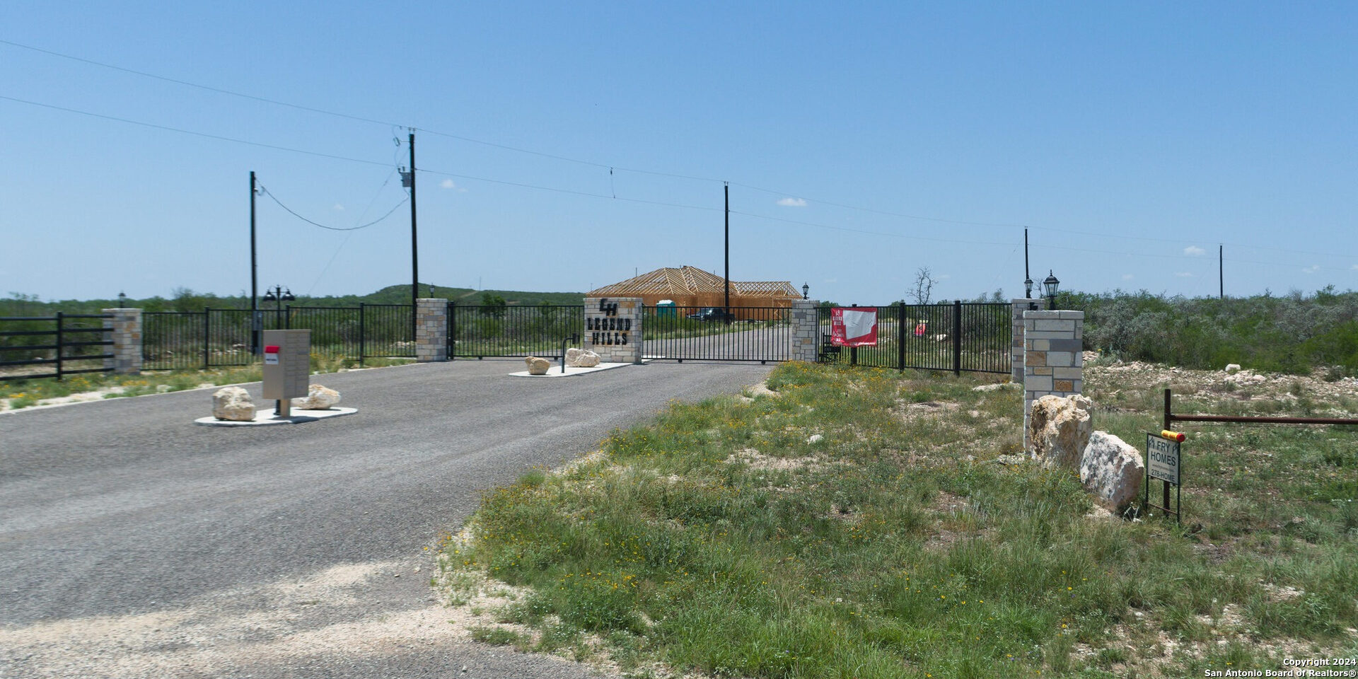 60 Legend Hills Uvalde, TX 78801 - Photo 7 of 7