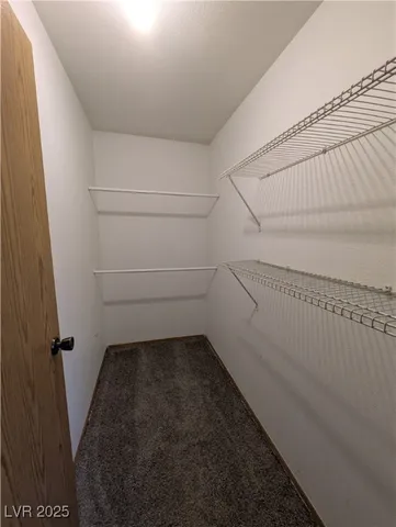 $1,300 | 4252 Rollingstone Drive, Las Vegas, NV 89103