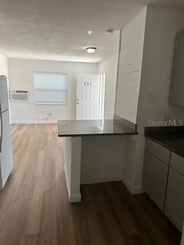 $1,675 | 221 North Saturn Avenue, Clearwater, FL 33755