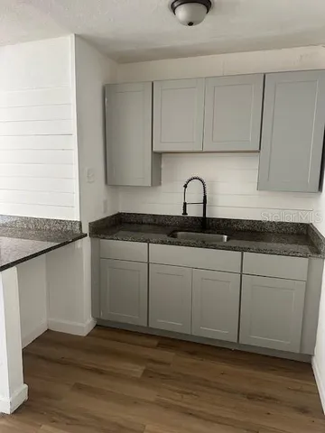 $1,675 | 221 North Saturn Avenue, Clearwater, FL 33755