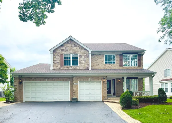 $719,000 | 572 East Delgado Drive, Palatine, IL 60074