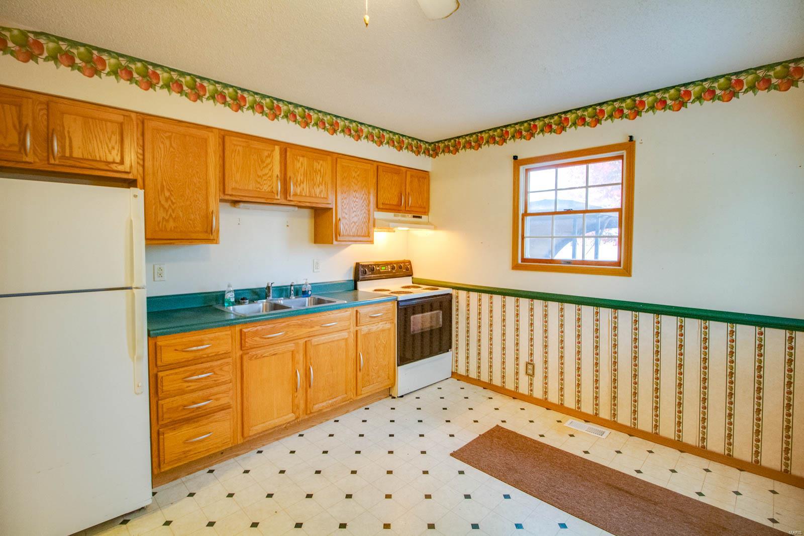701 Sinclair Avenue South Roxana, IL 62087 - Photo 14 of 23 Gallery Image 14