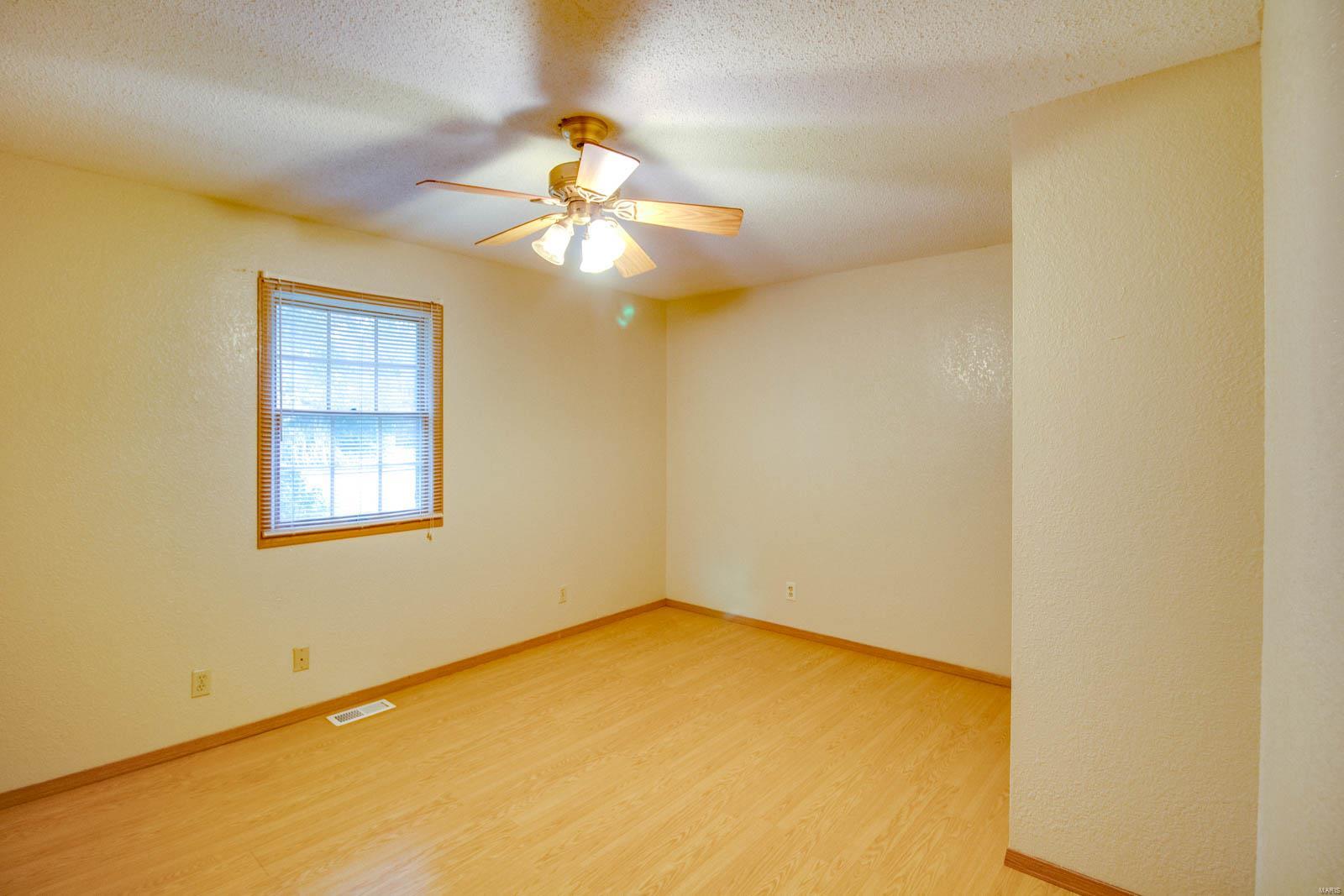 701 Sinclair Avenue South Roxana, IL 62087 - Photo 20 of 23 Gallery Image 20