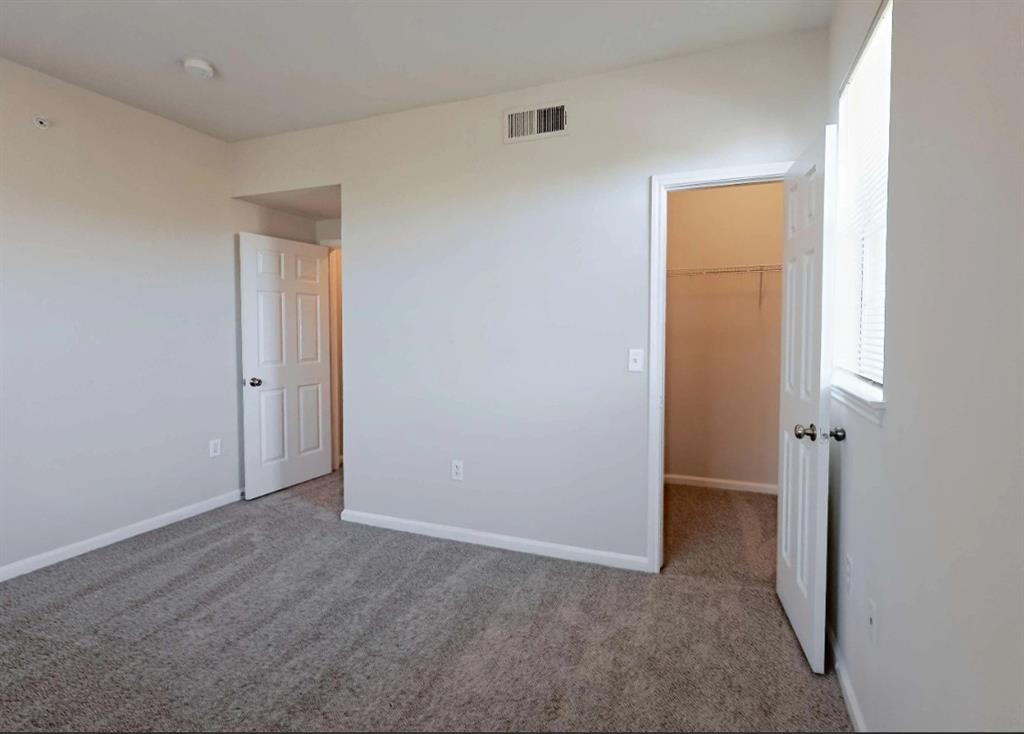 10505 I-35 Frontage Road South, Unit 1621 Austin, TX 78747 - Photo 15 of 21 Up to 8 weeks free on select units!