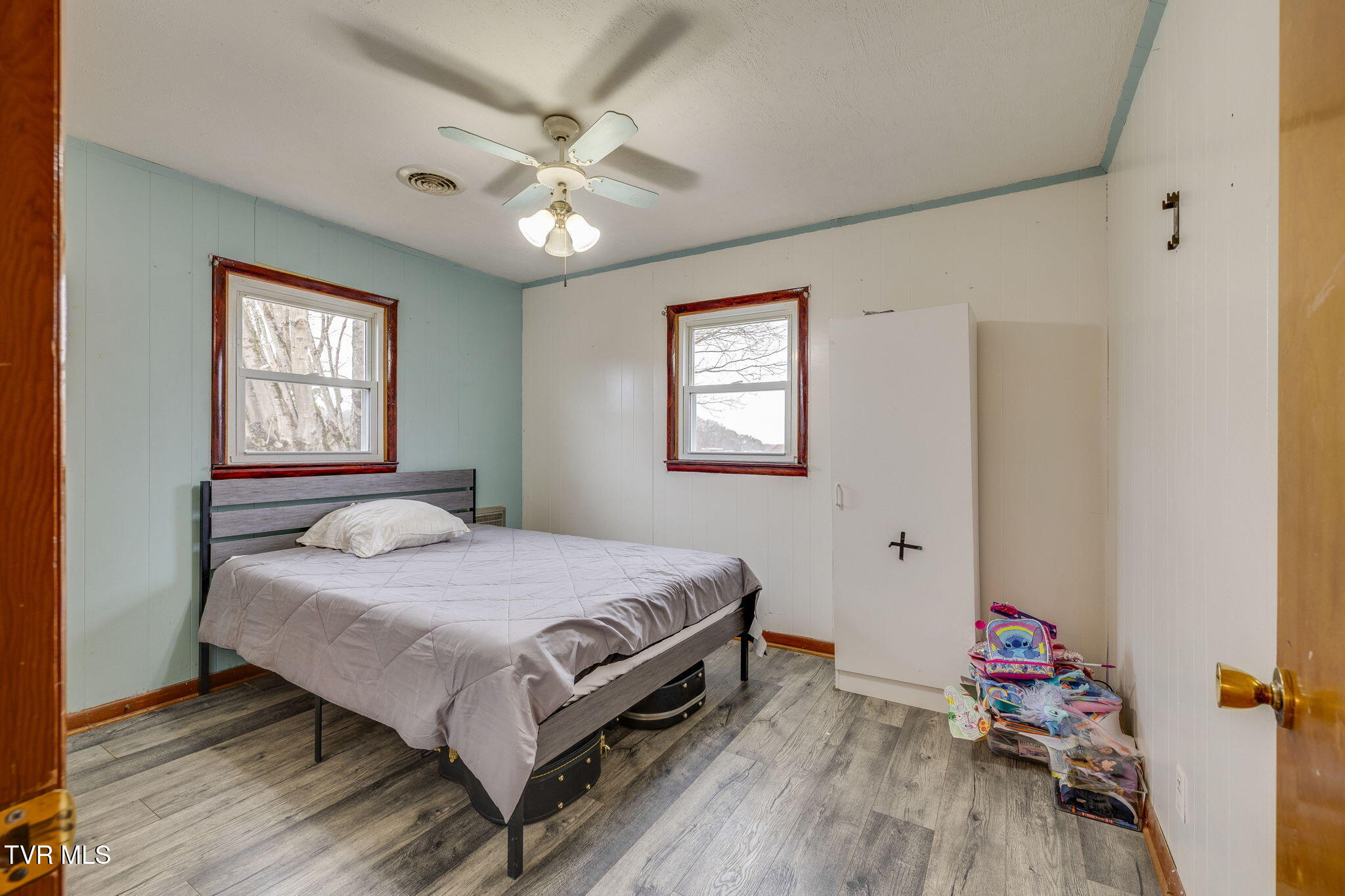 404 Pine Ridge Road Bluff City, TN 37618 - Photo 16 of 30 016