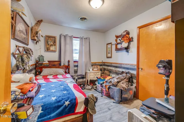 $282,000 | 404 Pine Ridge Road, Bluff City, TN 37618