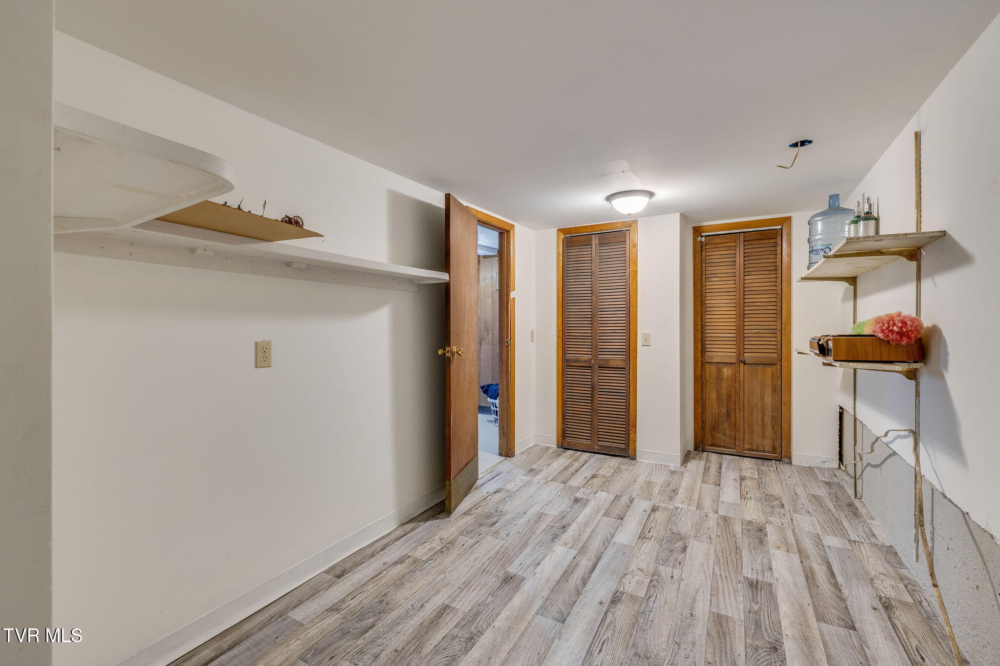 404 Pine Ridge Road Bluff City, TN 37618 - Photo 24 of 30 024