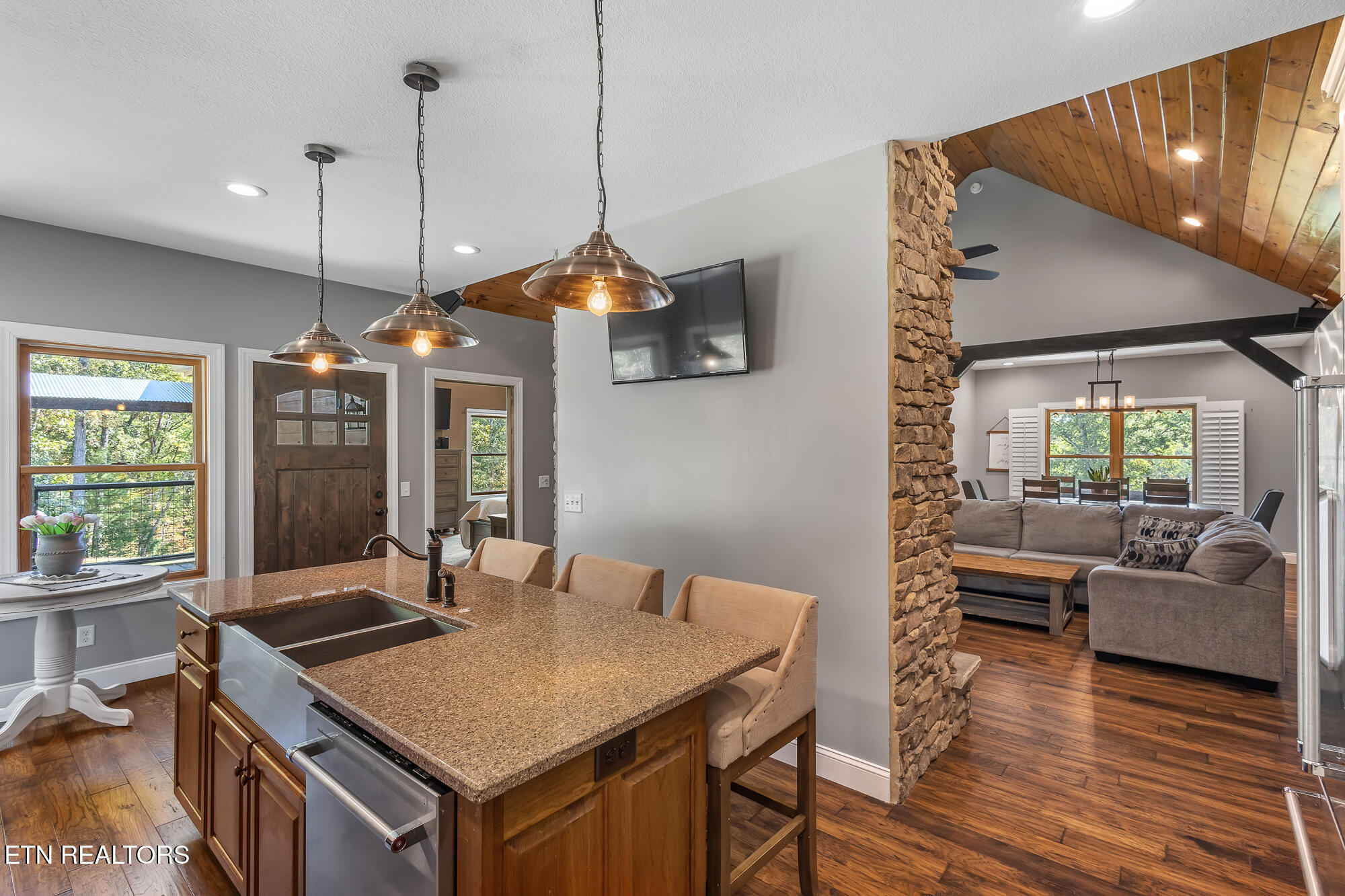 450 County Road 134 Athens, TN 37303 - Photo 14 of 54 450 Cr 134-13