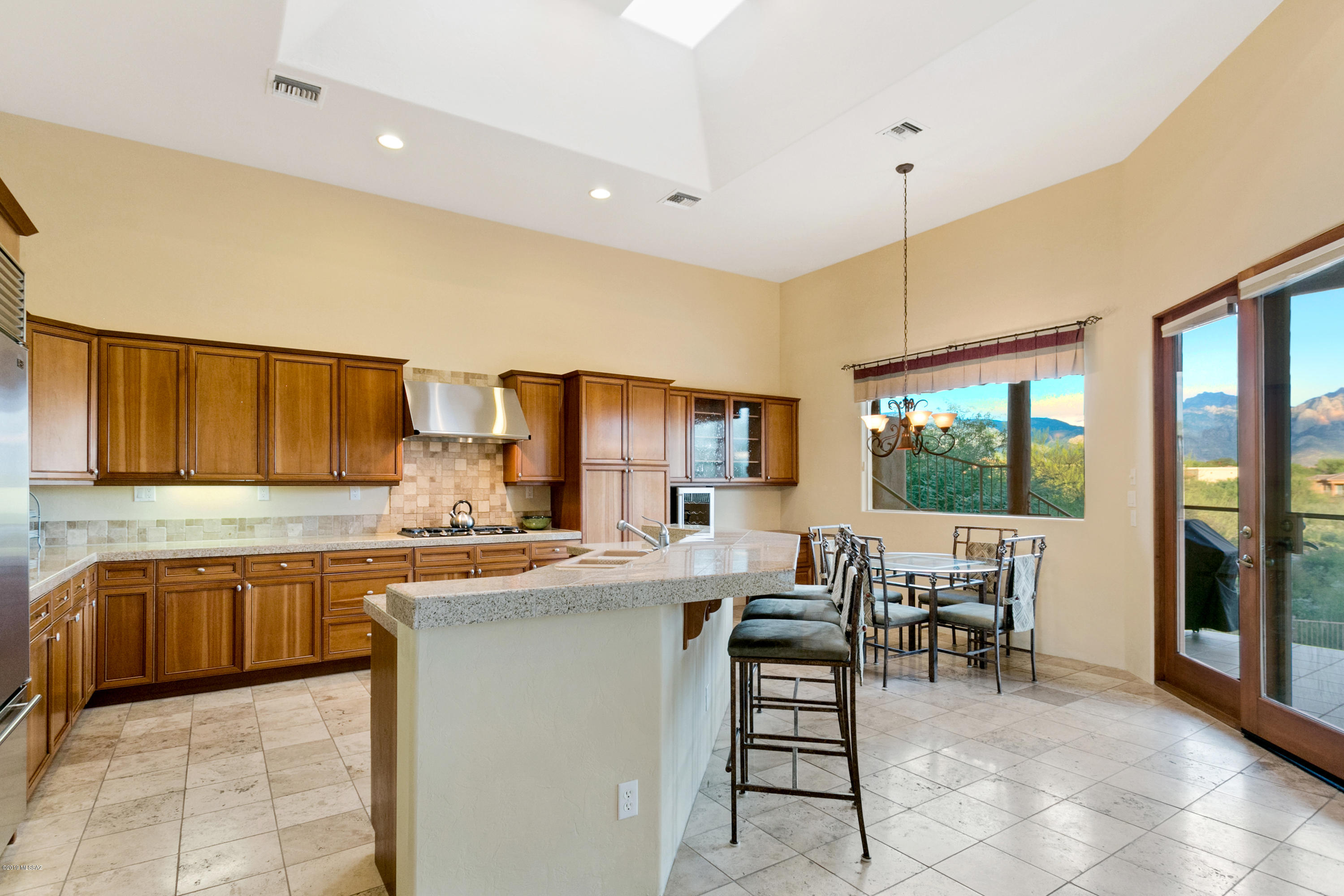 12270 North Copper Spring Trail Oro Valley, AZ 85755 - Photo 15 of 38