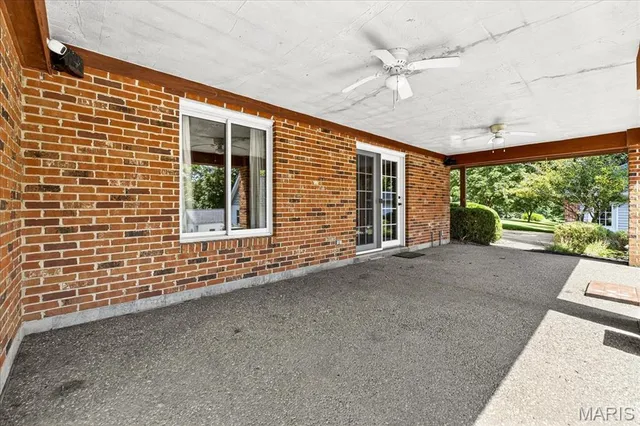 $500,000 | 196 Creek Bottom Road, Labadie, MO 63055