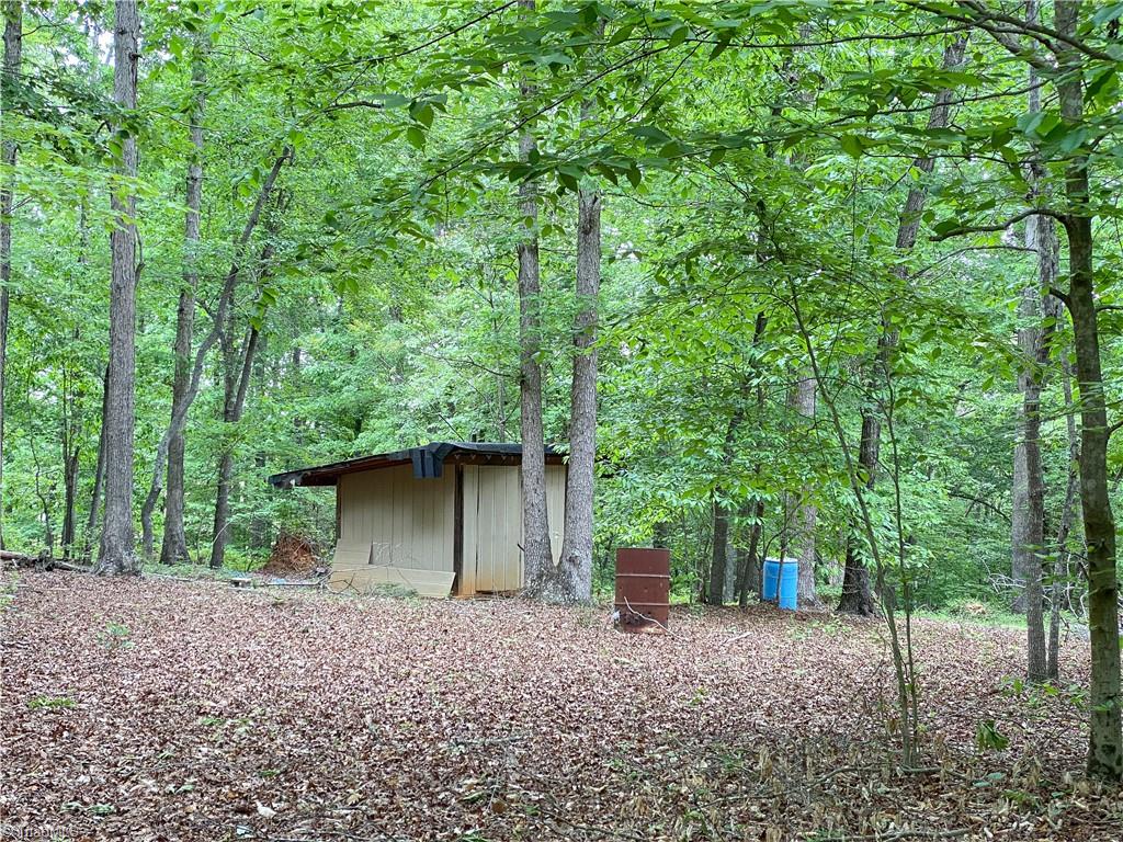539 Jarvis Plantation Road Dobson, NC 27017 - Photo 7 of 36 Gallery Image 7