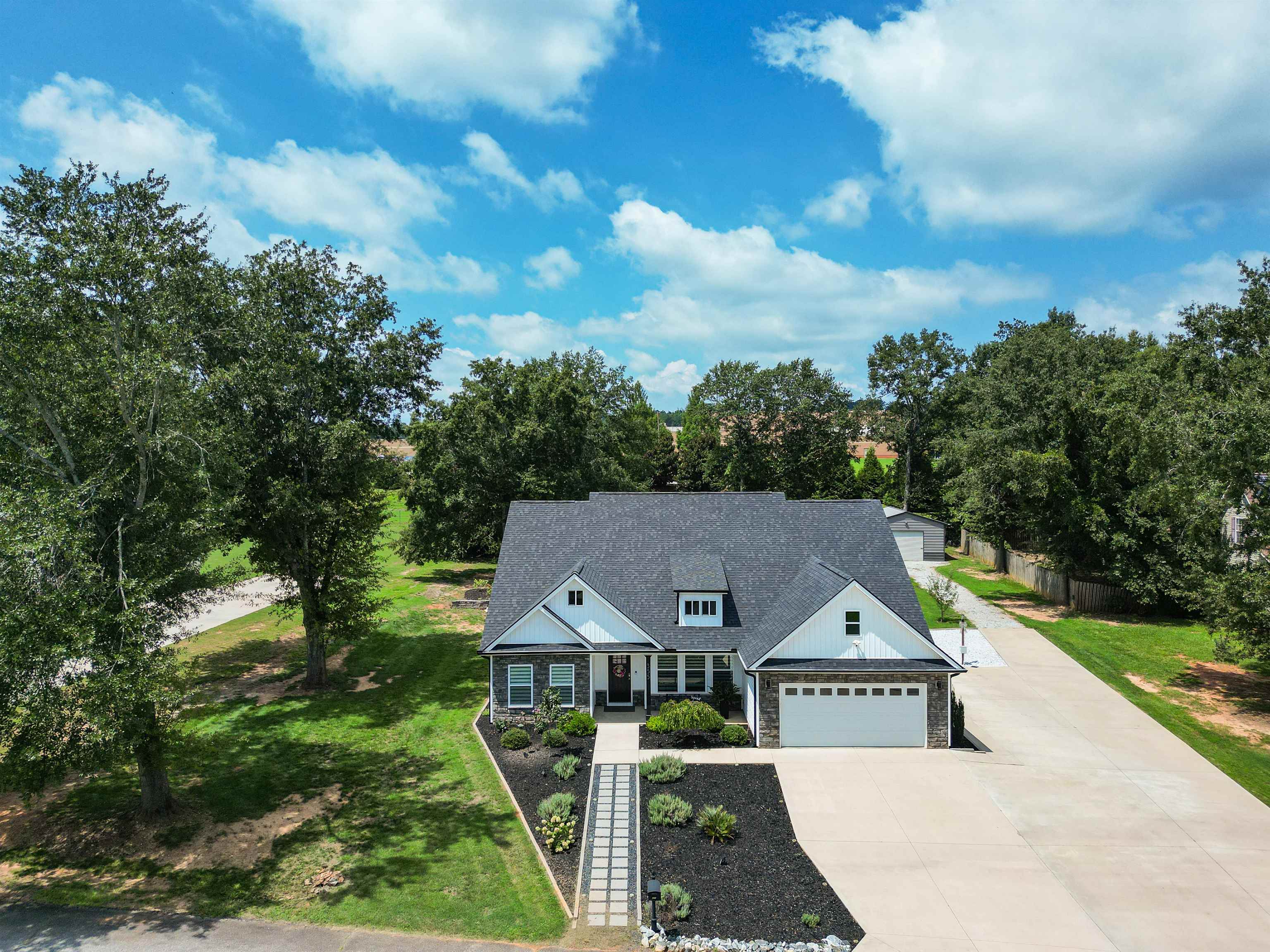 355 Shoreham Lane Inman, SC 29349 - Photo 1 of 35