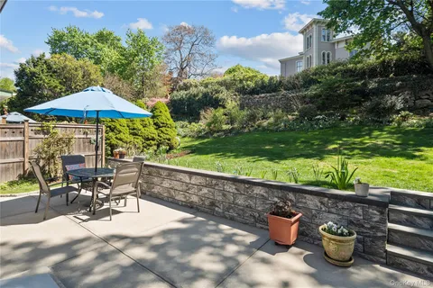 $875,000 | 5 Archer Place, Tarrytown, NY 10591