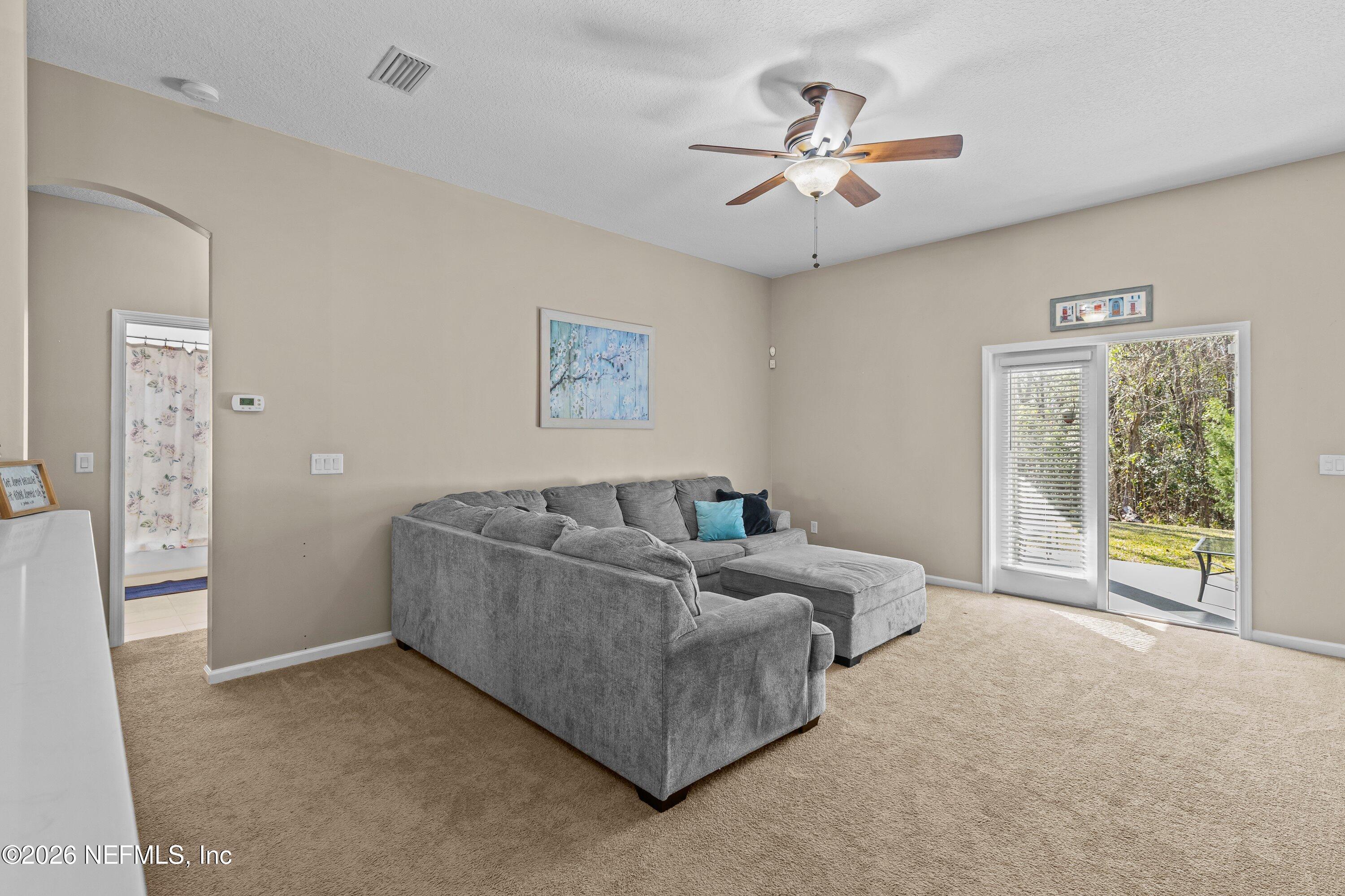 11714 Raindrop Road Jacksonville, FL 32219 - Photo 16 of 31 Great room 2