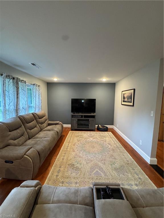6778 Eldred Road Walkertown, NC 27051 - Photo 9 of 24 Gallery Image 9