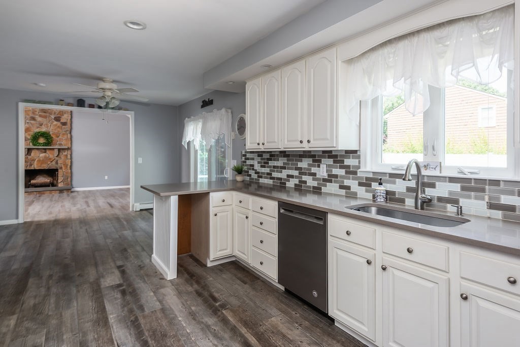244 Vincent Road Dedham, MA 02026 - Photo 15 of 42 Gallery Image 15