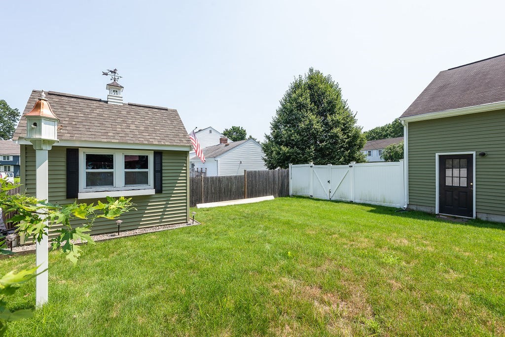 244 Vincent Road Dedham, MA 02026 - Photo 6 of 42 Gallery Image 6