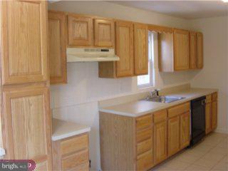 1215 Jarvis Road Sicklerville, NJ 08081 - Photo 3 of 6