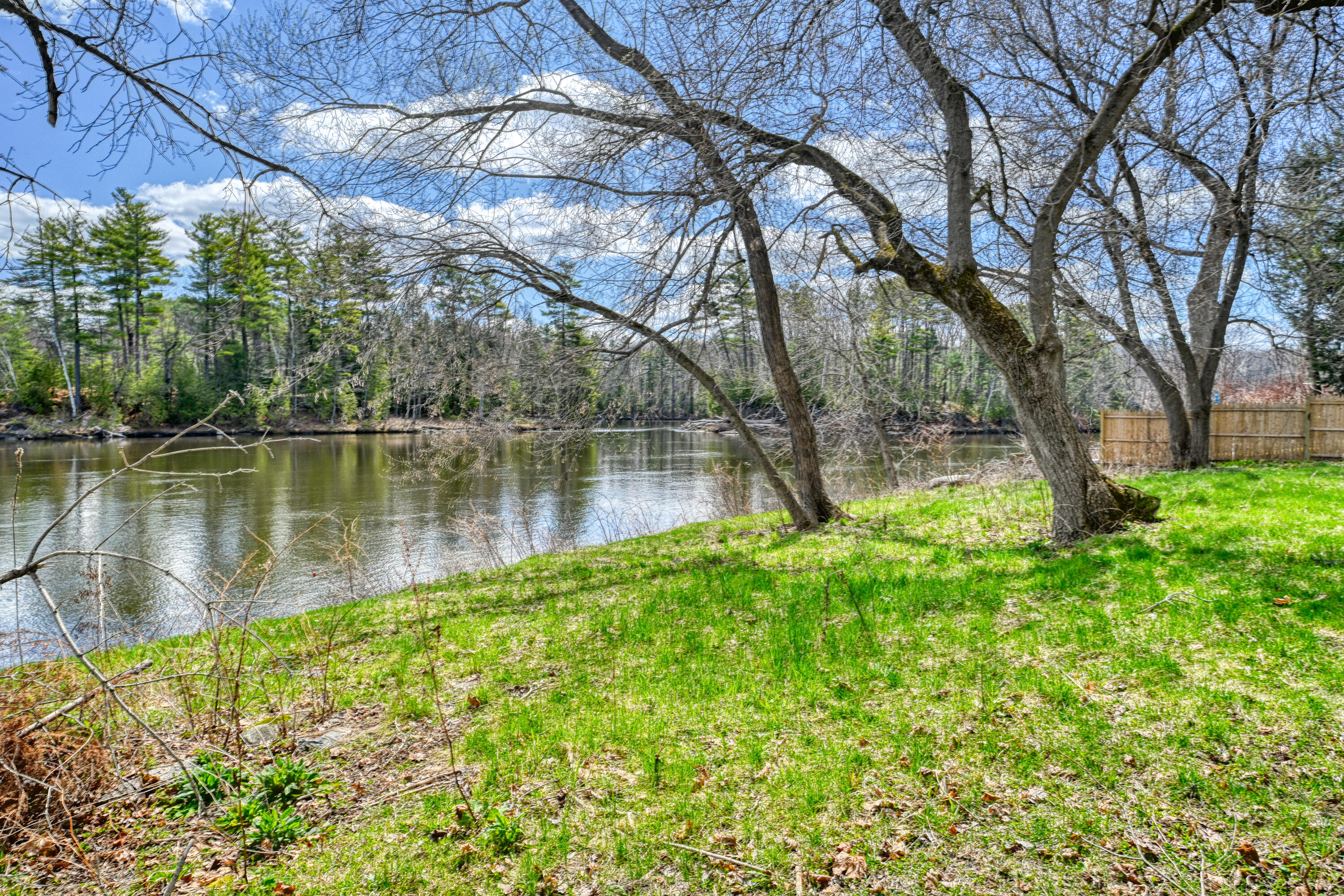 52 Water Street Fairfield, ME 04937 - Photo 17 of 42 30-24LPVS9-LP-110