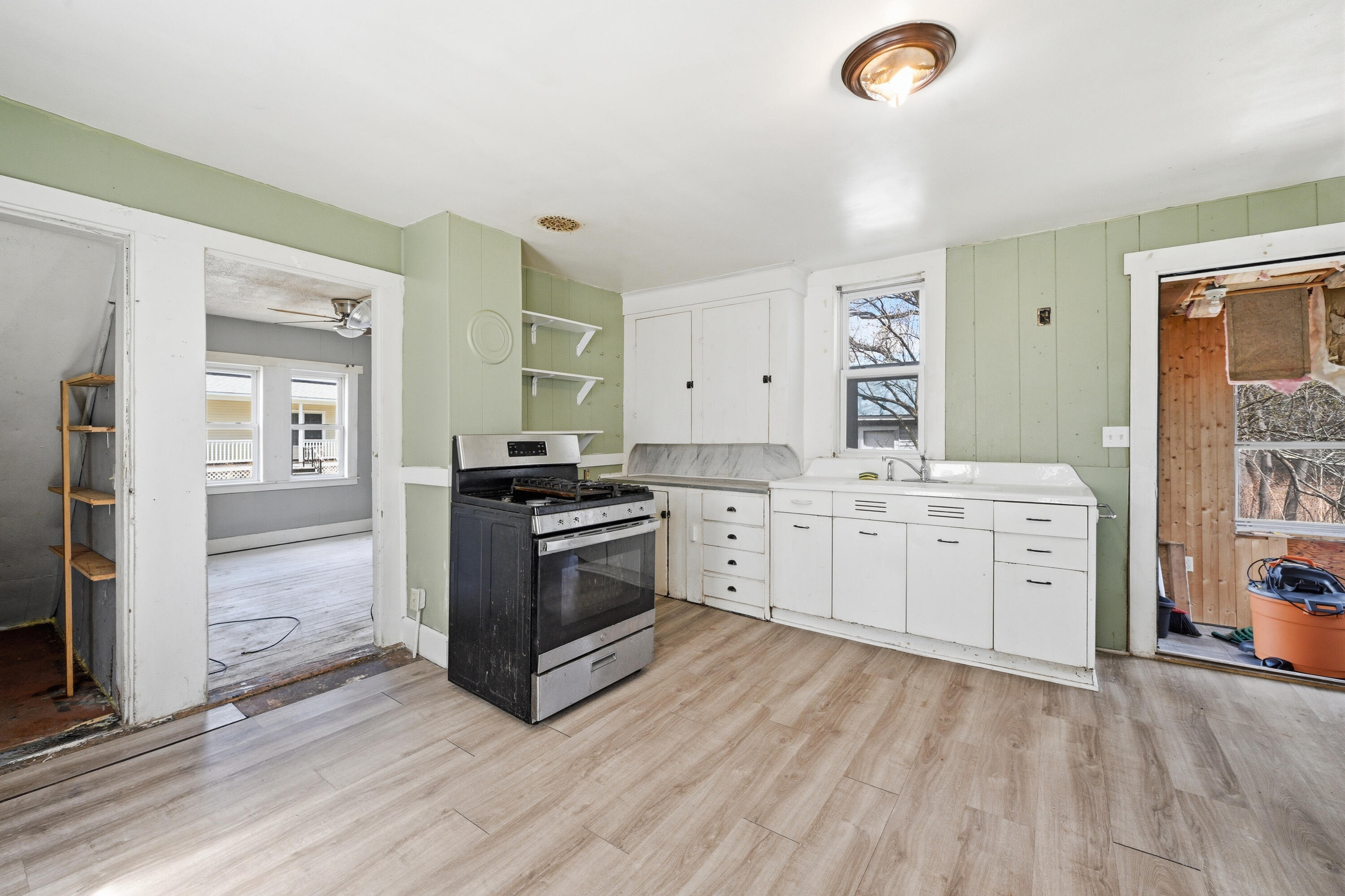 52 Water Street Fairfield, ME 04937 - Photo 22 of 42 30-24LPVS9-LP-115