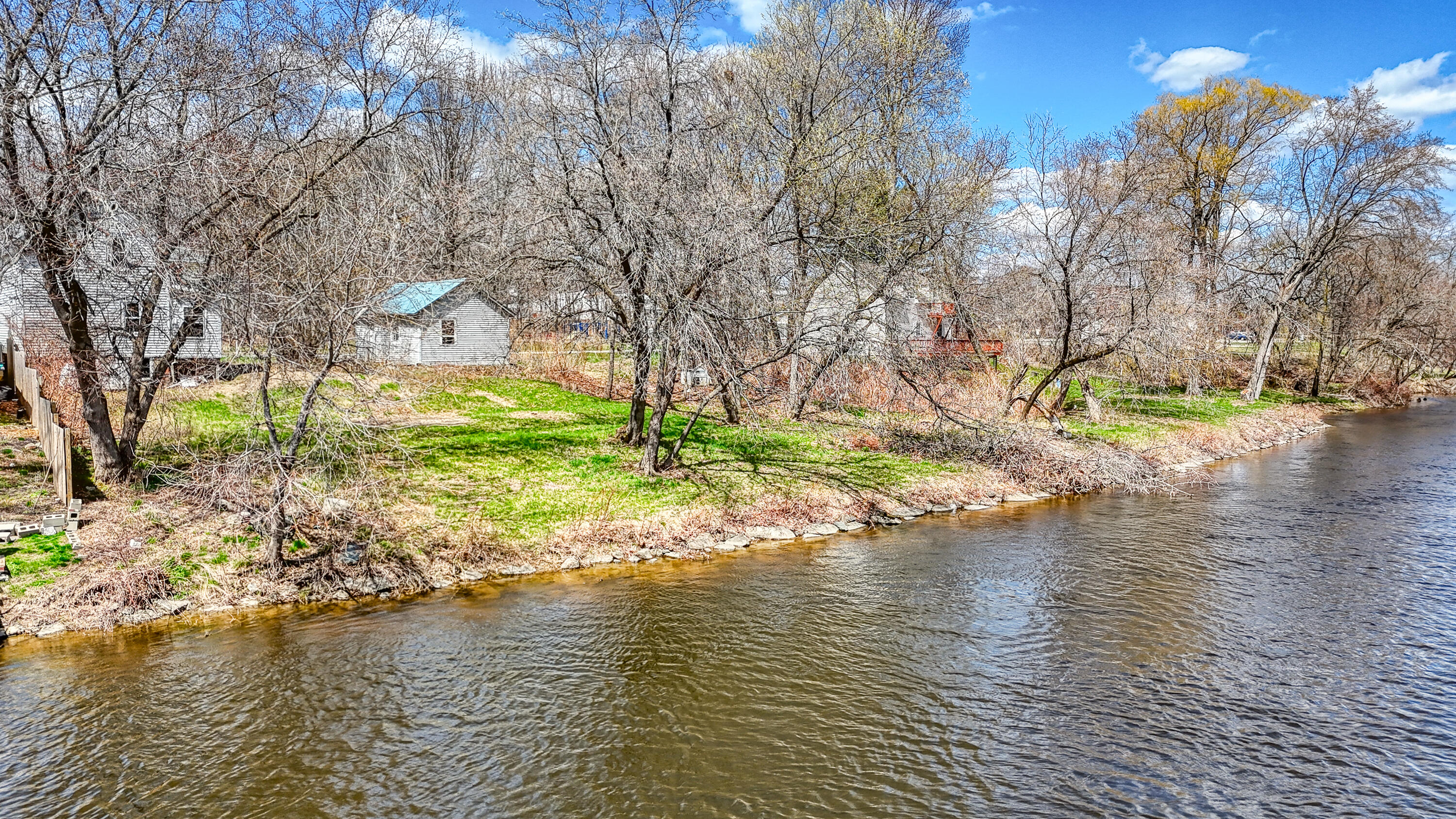 52 Water Street Fairfield, ME 04937 - Photo 7 of 42 30-24LPVS9-DP-106