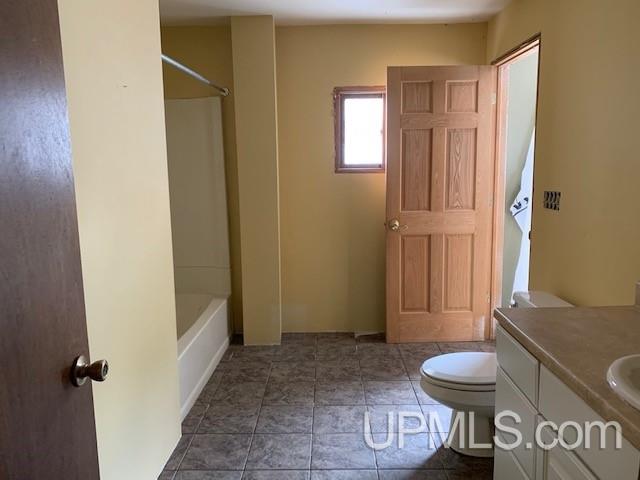 N1484 Ball Road Vulcan, MI 49892 - Photo 4 of 22