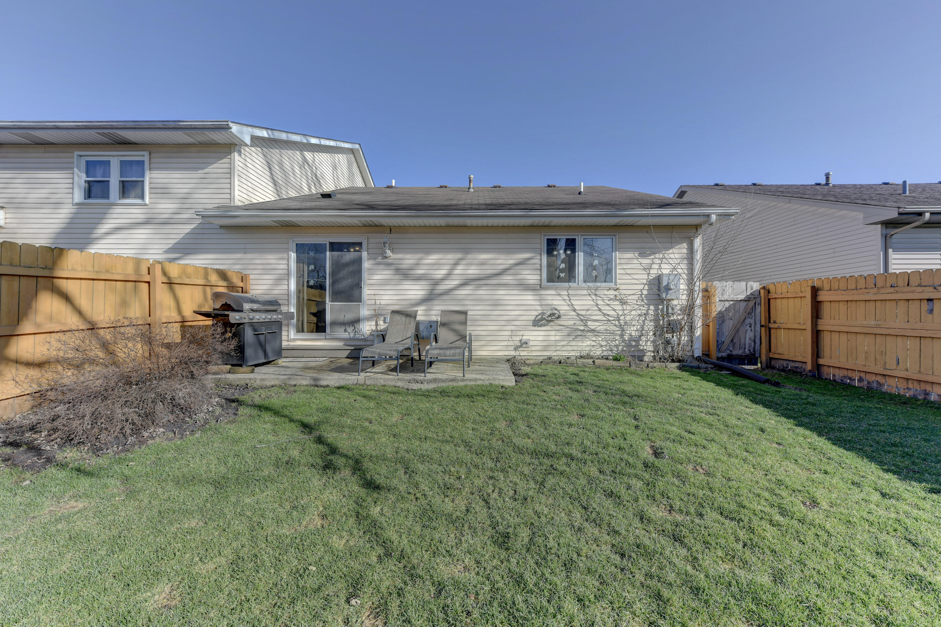 2626 41st Place Highland, IN 46322 - Photo 14 of 24