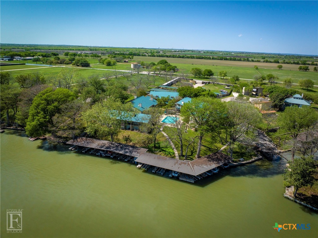 551 Terminal Loop Road, Unit B3 McQueeney, TX 78123 - Photo 2 of 13 a view of a city