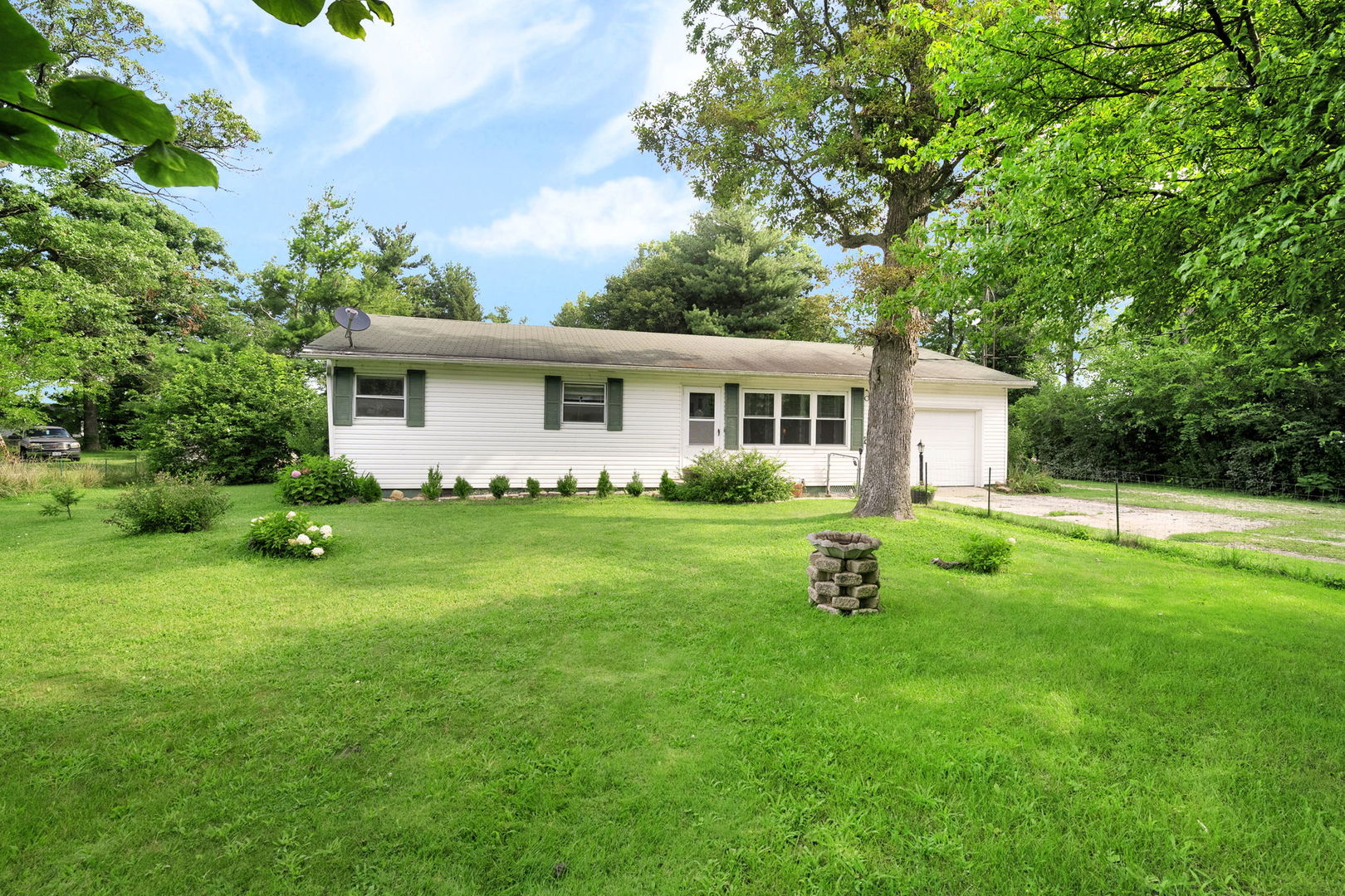 10959 West 3000N Road Bonfield, IL 60913 - Photo 1 of 35 Gallery Image 1