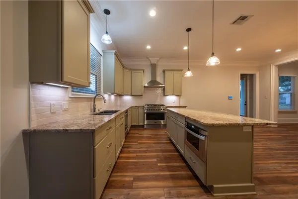 $3,500 | 220 Labarre Drive, Unit B, Metairie, LA 70001