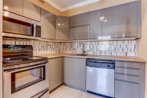 $130,000 | 109 North Main Street, Unit 410, Memphis, TN 38103