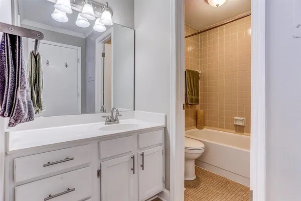 $130,000 | 109 North Main Street, Unit 410, Memphis, TN 38103