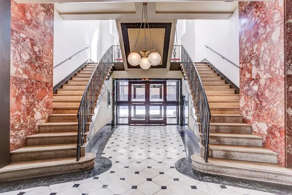 $130,000 | 109 North Main Street, Unit 410, Memphis, TN 38103