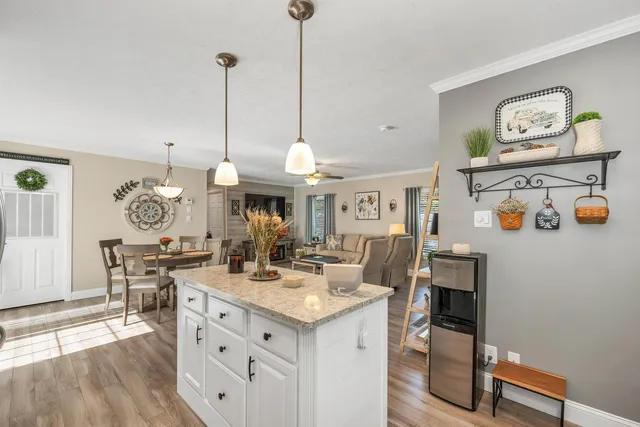 $350,000 | 3 Slate Run, North Hampton, NH 03862