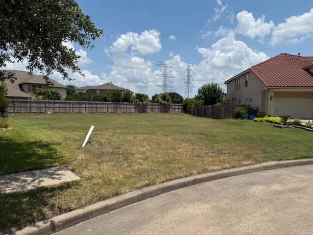 $179,000 | 104 Cherry Hills, Jersey Village, TX 77064