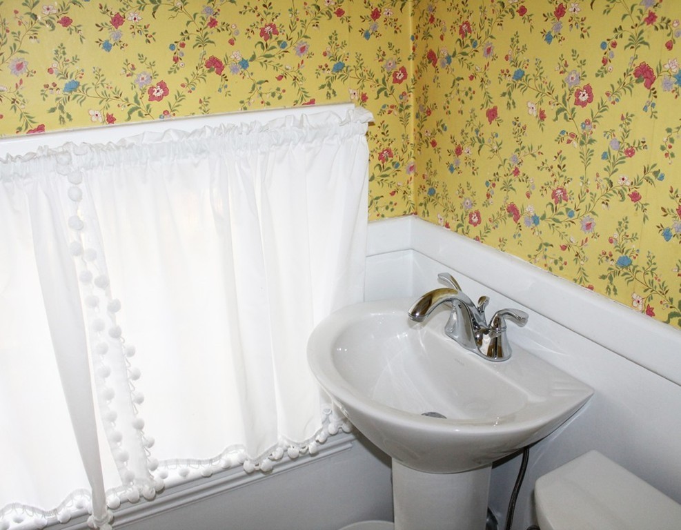 14 Gleason Road Lexington, MA 02420 - Photo 20 of 24 Gallery Image 20