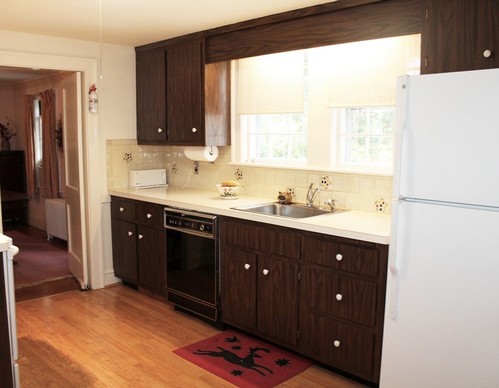 14 Gleason Road Lexington, MA 02420 - Photo 7 of 24 Gallery Image 7