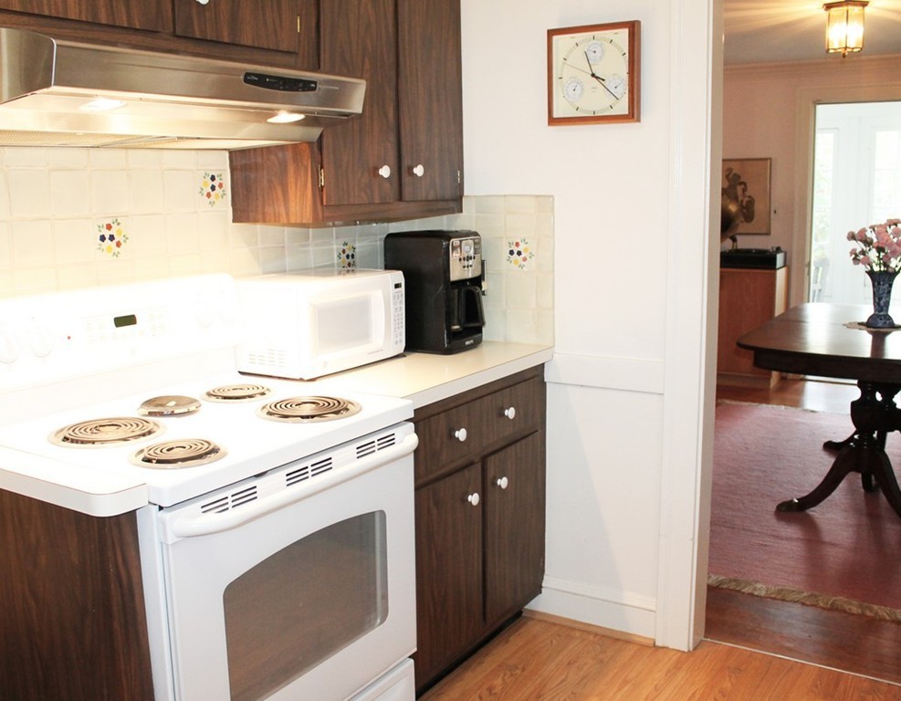 14 Gleason Road Lexington, MA 02420 - Photo 8 of 24 Gallery Image 8