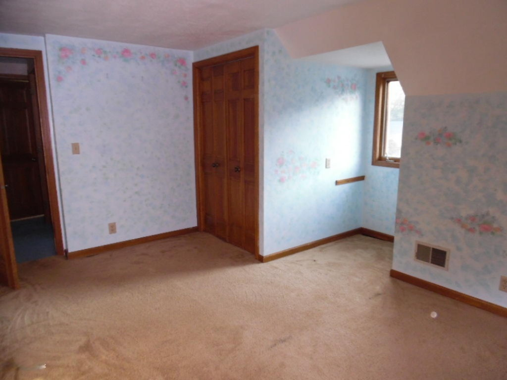 622 Topinabee Road Niles, MI 49120 - Photo 15 of 18 SAM_5801