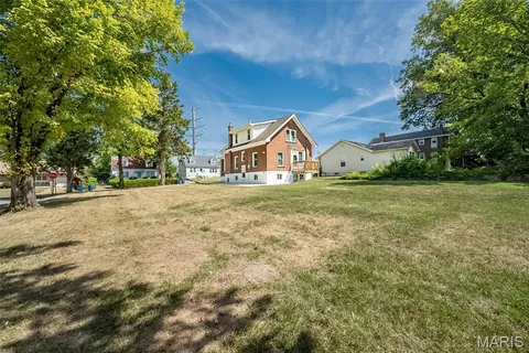 $180,000 | 6996 Robbins Avenue, Pagedale, MO 63133