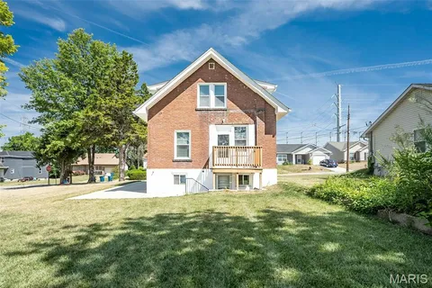 $180,000 | 6996 Robbins Avenue, Pagedale, MO 63133