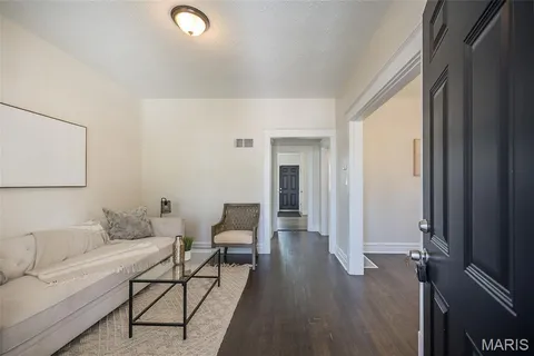 $180,000 | 6996 Robbins Avenue, Pagedale, MO 63133