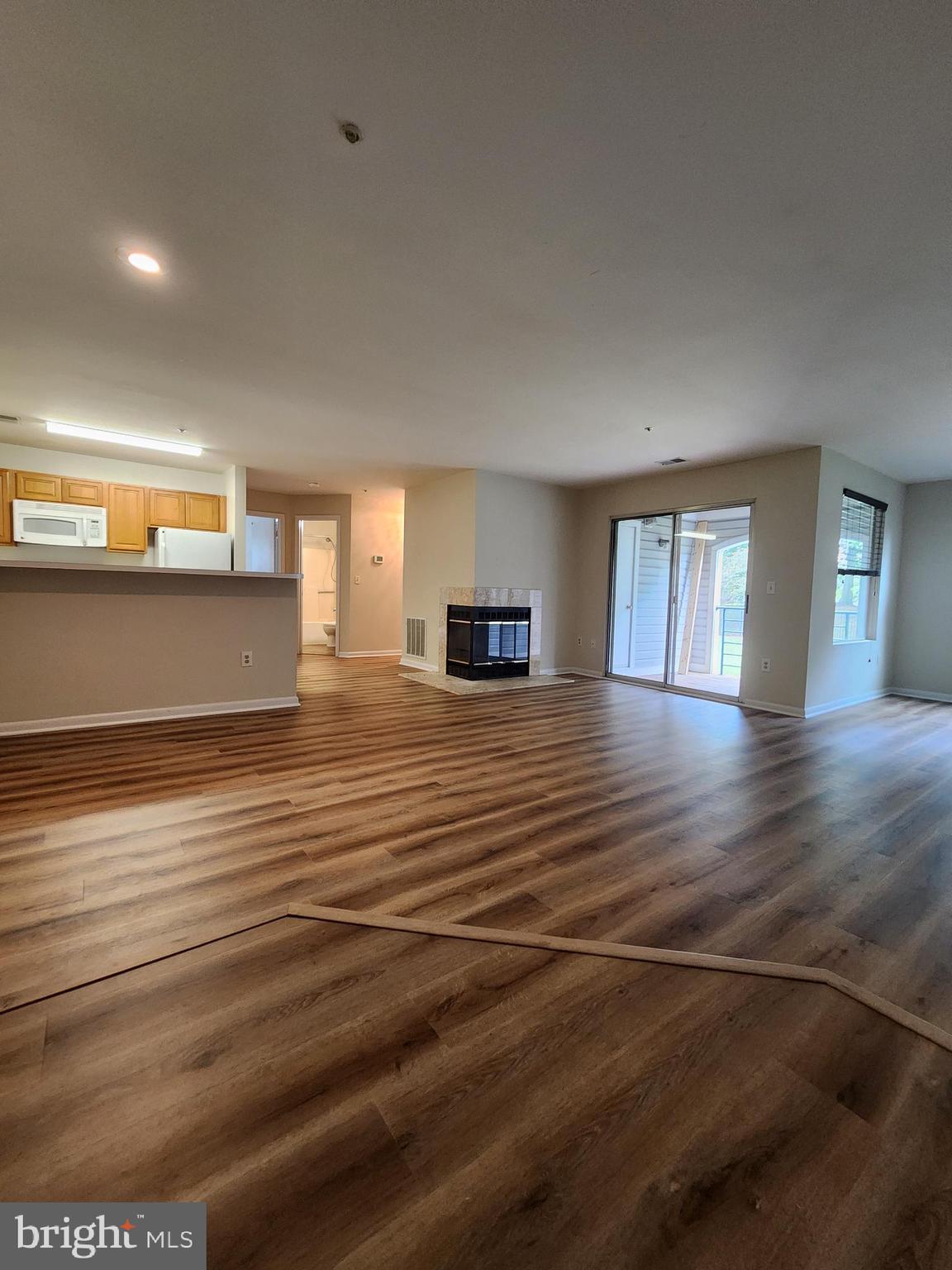10 Greystone Court, Unit F Annapolis, MD 21403 - Photo 1 of 23 Open space with new flooring