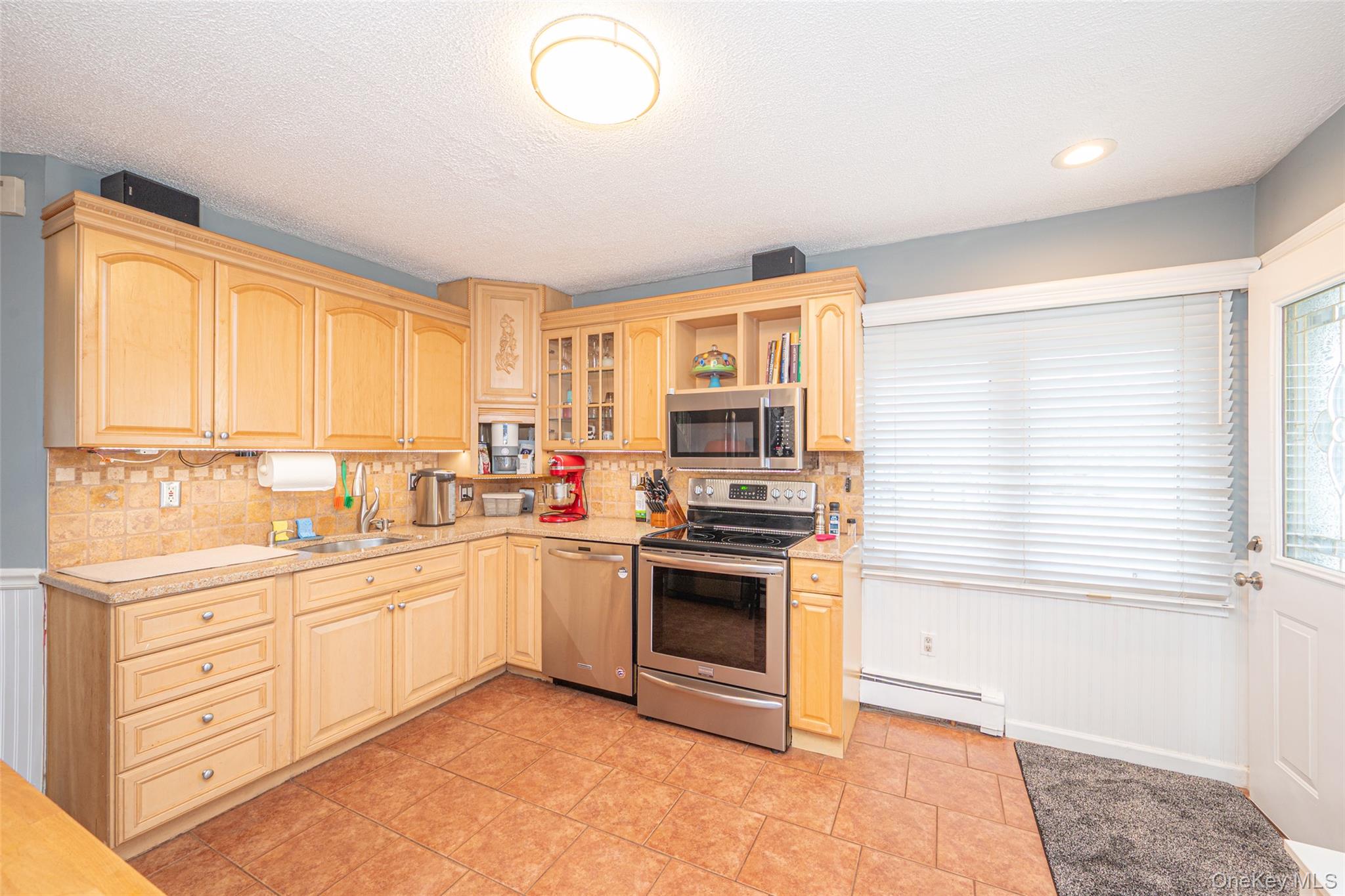 59 Orchid Road Levittown, NY 11756 - Photo 14 of 33