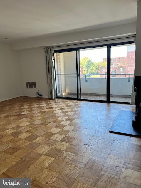 4356 Cherry Hill Road, Unit 304 Arlington, VA 22207 - Photo 4 of 13 Living Room w/new refinished hardwoods