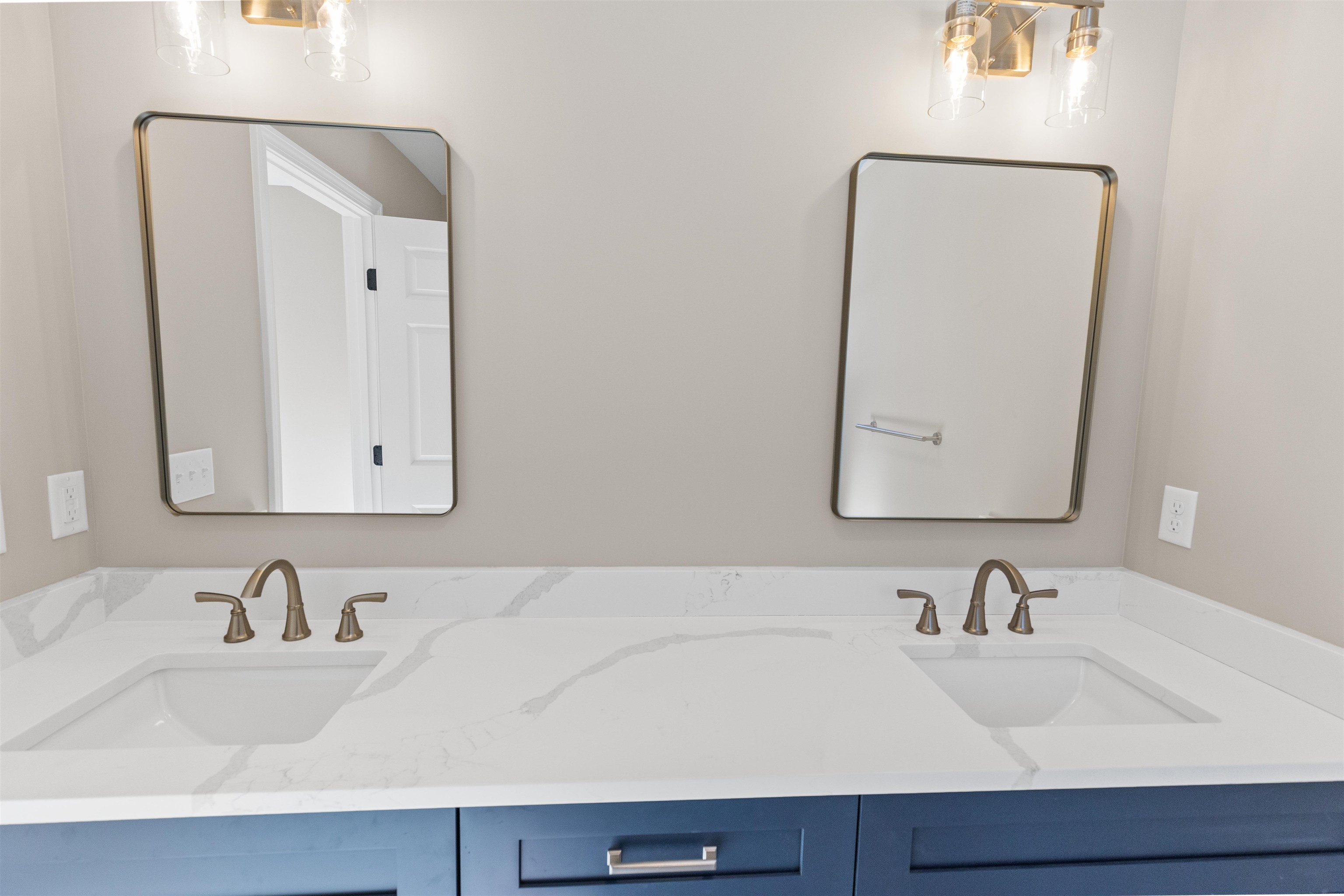 112 Barbara Boulevard Laconia, NH 03246 - Photo 33 of 55