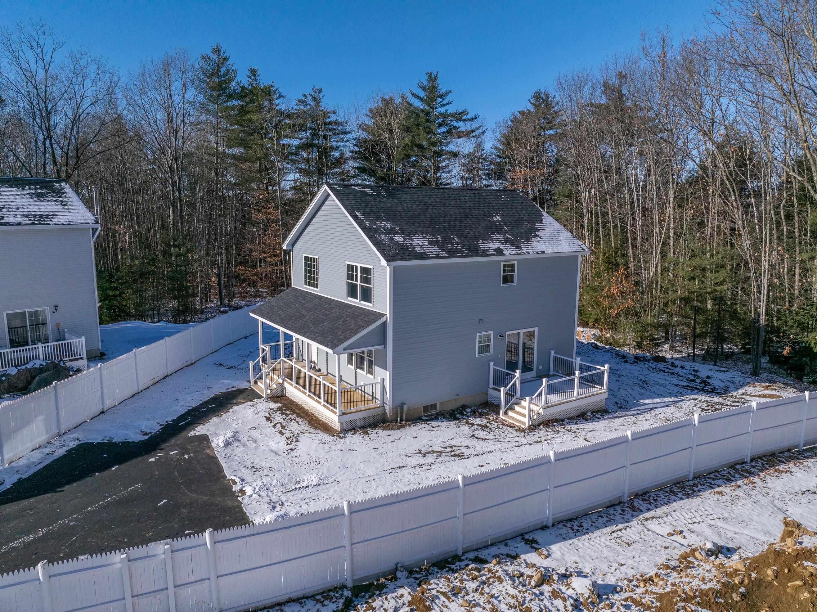 112 Barbara Boulevard Laconia, NH 03246 - Photo 4 of 55