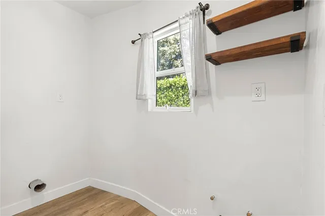 a view of walk in closet