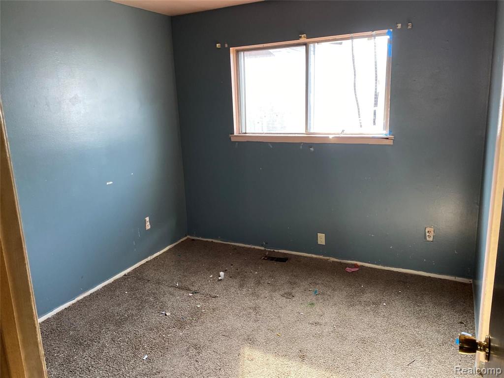 7243 Toepfer Road Warren, MI 48091 - Photo 6 of 12